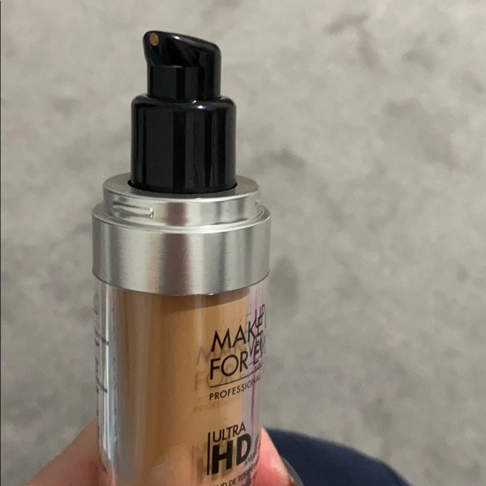 Makeup forever HD foundation - Picture 4 of 4